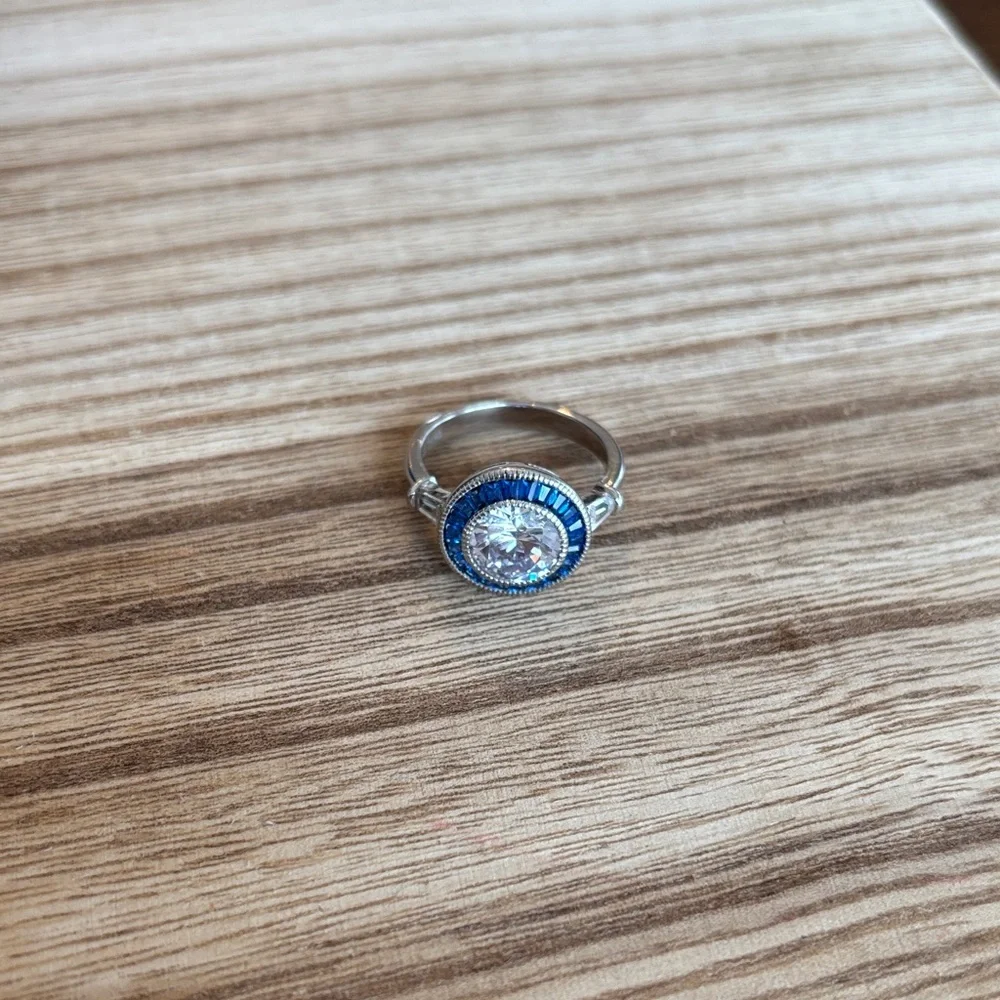 Elegant Silver‎ 925 and Blue Women's Ring Size 7